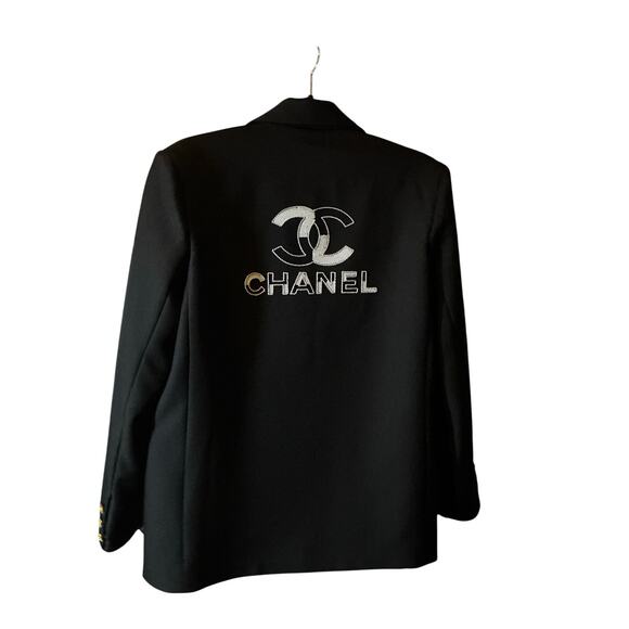 Chanel Logo Patch Blazer CC Crest Buttons Runway Jacket - Picture 4 of 16